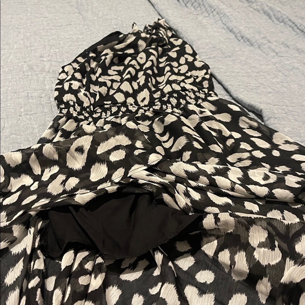NWOT Elegant Smocked Black and White Leopard Print Dress - Picture 5 of 7
